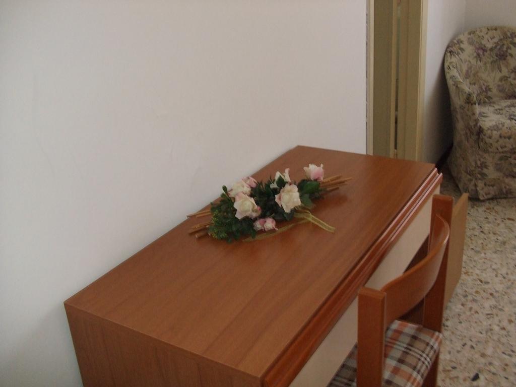 Albergo La Primula キアンチャーノ・テルメ エクステリア 写真